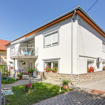 Ilona Apartman Heviz Luaran gambar